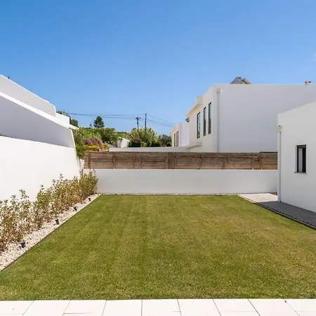 Mosteiros Escape With Pool & Bbq By Lisbeyond