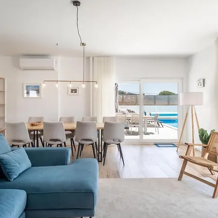 Apartman Mosteiros Escape With Pool & Bbq By Lisbeyond Vidais