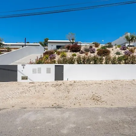 Apartman Mosteiros Escape With Pool & Bbq By Lisbeyond